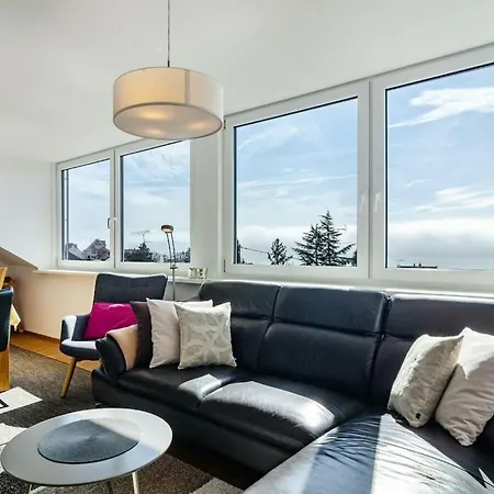 With 2 Bedrooms Hébergement de vacances Meersburg